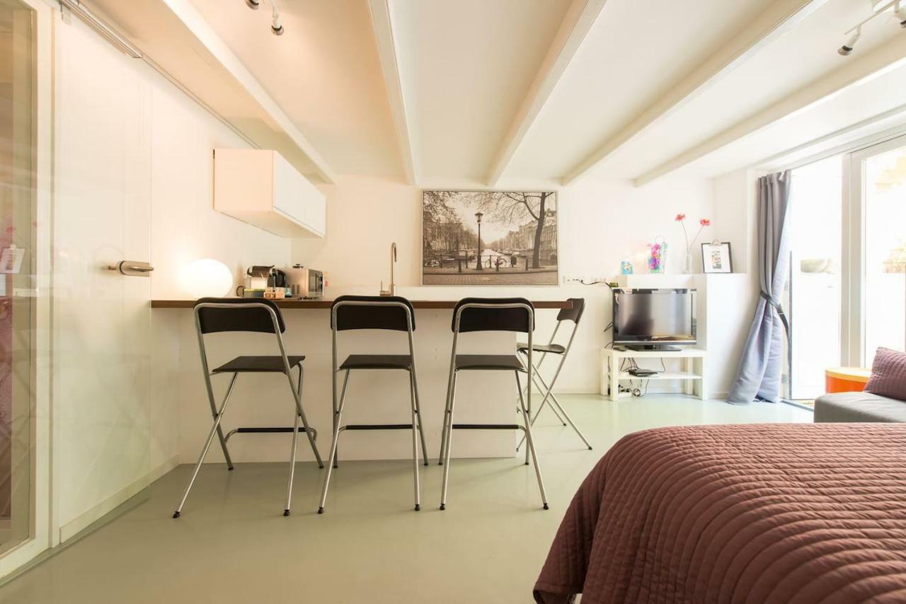 Quiet Apartment For 4 At Park In Center Amsterdam Bagian luar foto